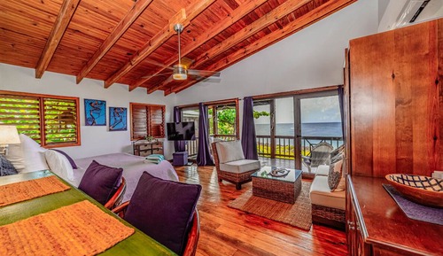 Barbaretta Suite - Premium Studio, 1 King Bed with Sofa bed, Oceanview