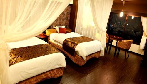 Suite, no fumadores (with Canopy Bed)