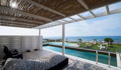 Suite, acceso a la piscina, vistas al mar