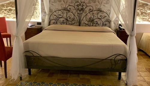 Suite clásica, bañera de hidromasaje