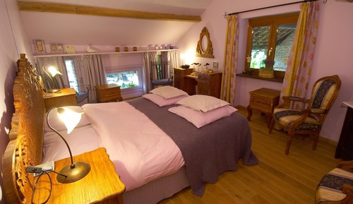 Habitación estándar con 1 cama doble o 2 individuales
