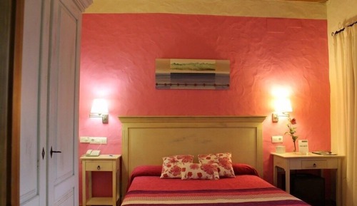 Habitación con 1 cama doble o 2 individuales