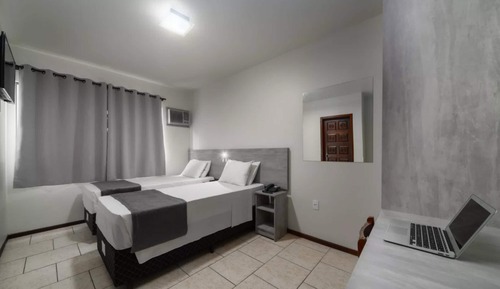 Habitación estándar con 2 camas individuales