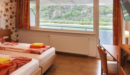 Habitación Deluxe con 1 cama doble o 2 individuales, balcón, vistas al río