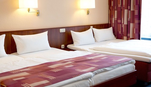Habitación cuádruple, 1 cama doble con sofá cama