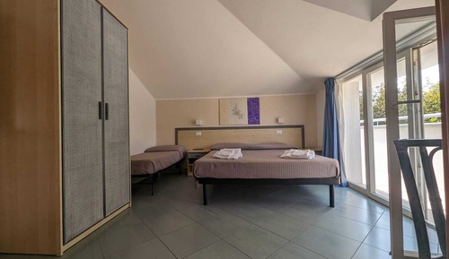 Habitación triple clásica