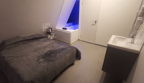 Habitación City doble, bañera de hidromasaje