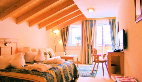 Habitación Confort doble, balcón (Alto Adige)