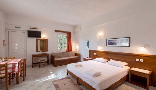 Estudio Grand, vistas al jardín