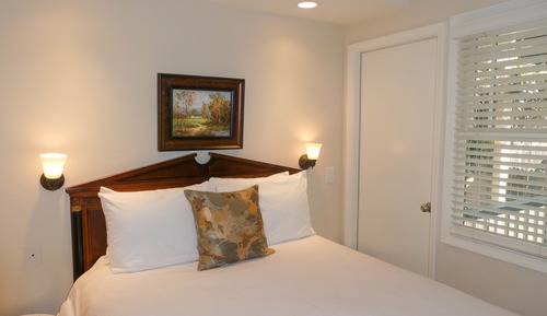 Stephenson 2 Deluxe Family Unit, Full Kitchen, Parking (Not Pet Friendly)