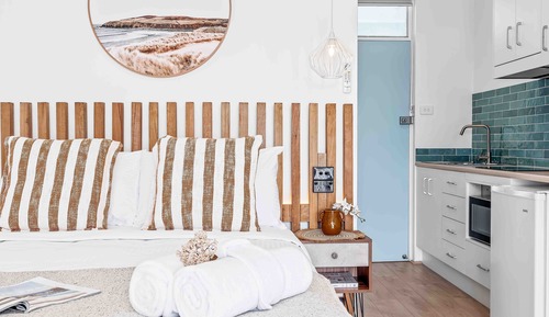 Estudio ejecutivo, 1 cama de matrimonio, vistas al mar
