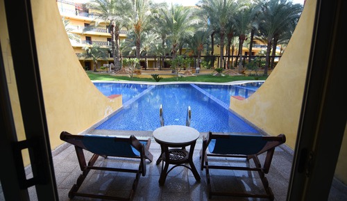 Habitación Deluxe con 1 cama doble o 2 individuales, piscina privada, vistas a la piscina