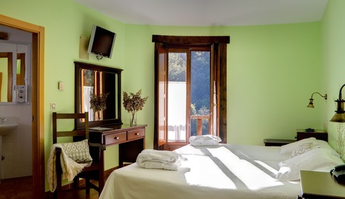 Habitación con 1 cama doble o 2 individuales