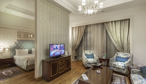 Suite ejecutiva, vistas al jardín