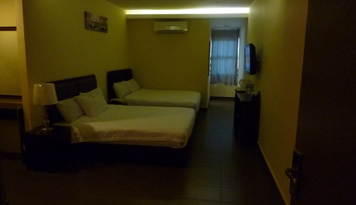 Habitación familiar, 2 camas de matrimonio, vistas a la ciudad