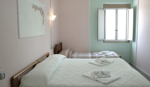 Habitación triple básica