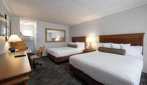 Top Hill North, 2 Queen  Beds
