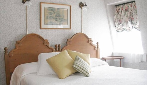 Habitación clásica, 1 cama de matrimonio grande, baño compartido