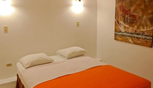 Apartamento, varias camas, cocina básica
