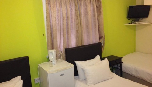 Habitación triple económica