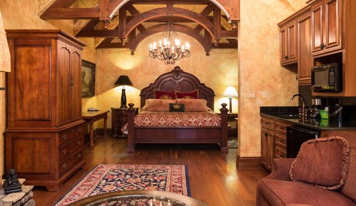 Suite, 1 cama de matrimonio grande con sofá cama (Hardesty)