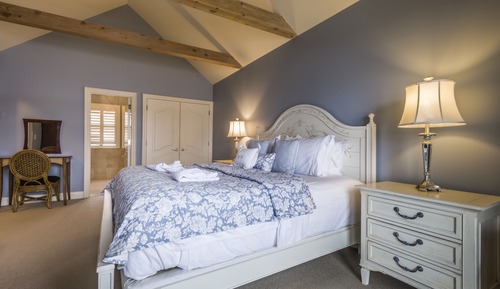 Loft de lujo, 1 cama de matrimonio grande con sofá cama, vistas al lago
