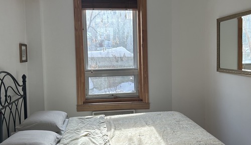 Habitación, 1 cama de matrimonio, baño privado (Nolan)