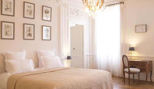 Suite (Prestige)