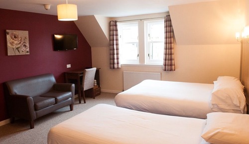 Suite, baño privado (4pax)