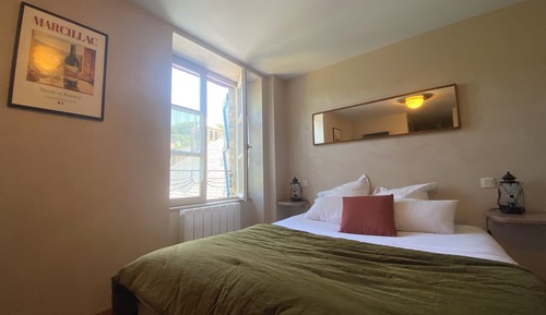 Habitación Confort con 1 cama doble o 2 individuales