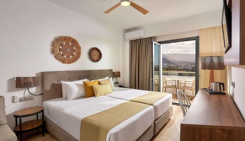 Superior Suite 1 Bedroom Garden View