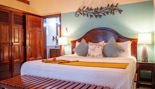 Habitación Deluxe, varias camas