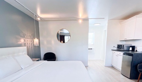 Estudio, 1 cama de matrimonio grande