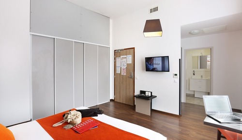 Estudio superior (2 People)