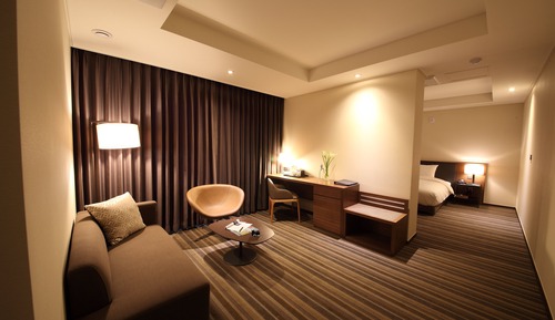 Suite (Avon)