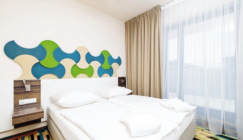 Apartamento de lujo, bañera de hidromasaje, vistas parciales al mar