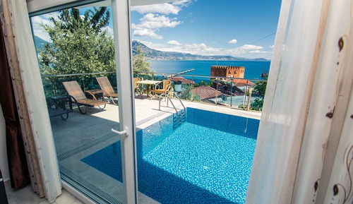 Alanya Castle Apartment (2 Person)