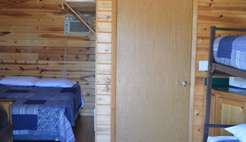 Cabaña económica, baño privado