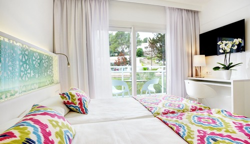 Habitación doble, balcón