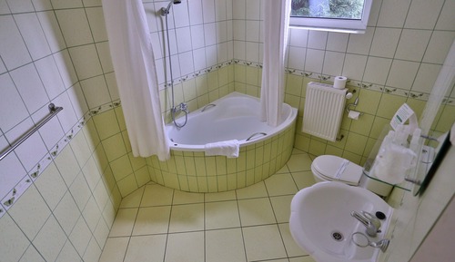 Habitación estándar con 1 cama doble o 2 individuales