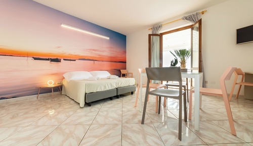 Estudio, vistas al mar