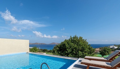 Exclusive Two-Bedroom Suite - Private Pool