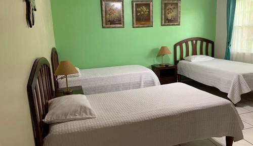 Habitación triple básica