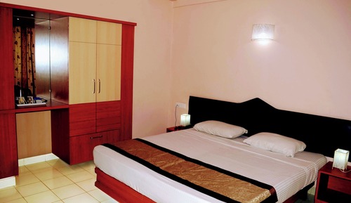 Habitación clásica doble, 1 cama doble, vistas al jardín