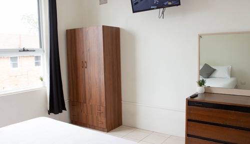 Habitación doble, baño privado
