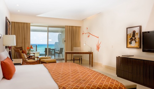 Ambassador Pool Suite Ocean View