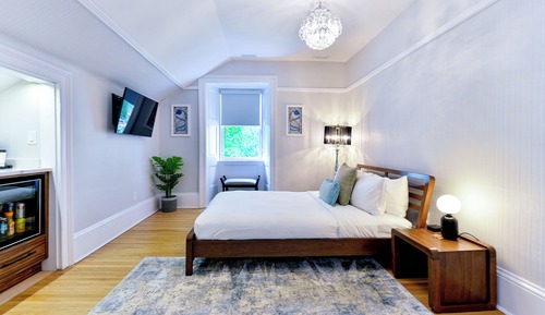 Habitación Deluxe doble, 1 cama de matrimonio, baño privado, vistas al patio