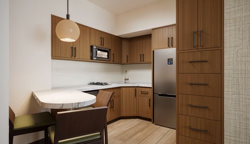 Estudio clásico, 2 camas de matrimonio, cocina básica