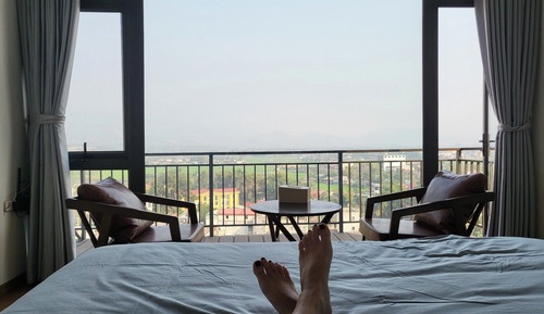 Estudio familiar, vistas al jardín