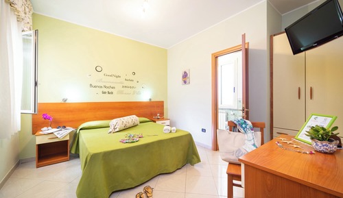 Habitación económica, baño privado